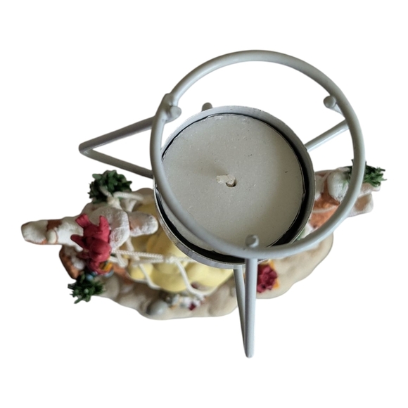 Vintage Christmas Tea Candle Holder with Bear In Hammock With Gifts - Picture 7 of 7